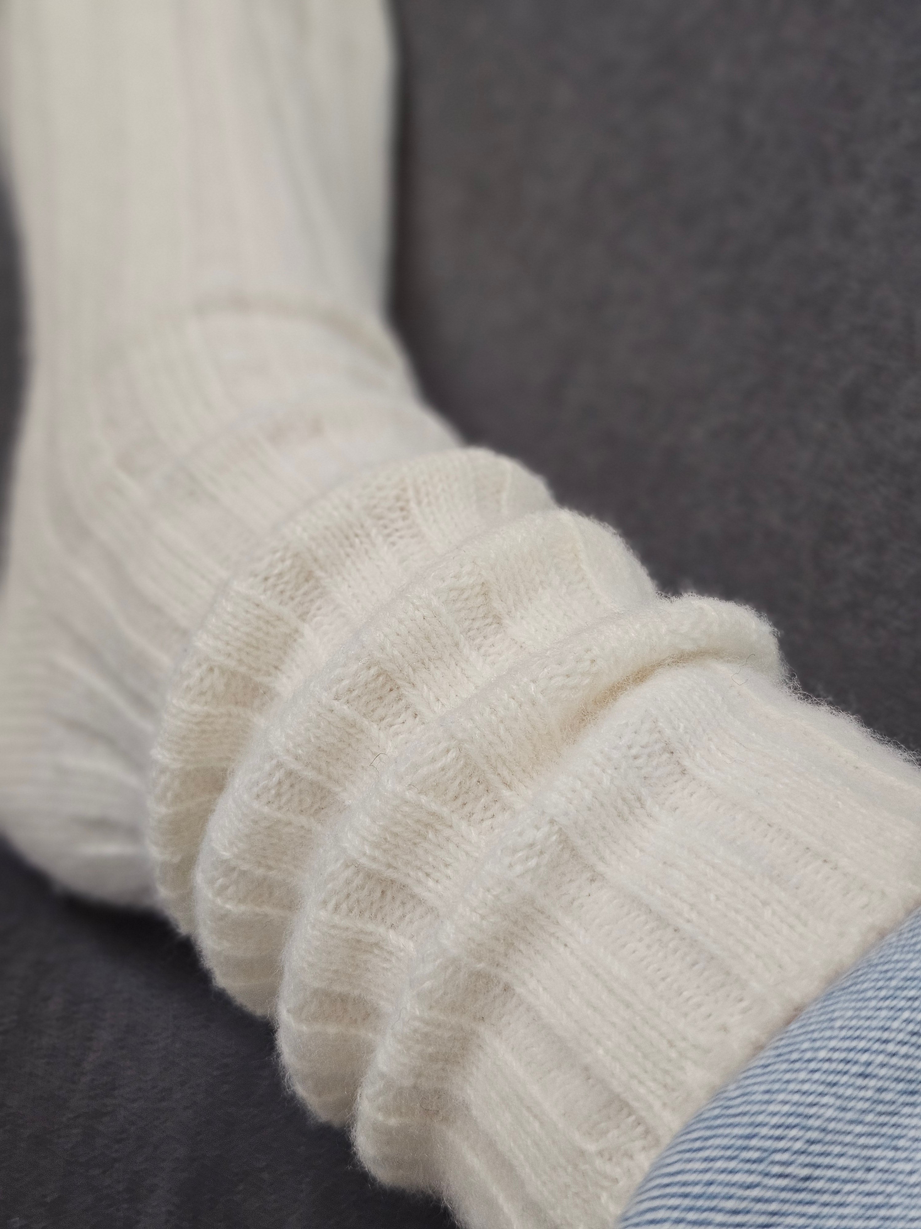 Skarpety grube kremowe 88% wełna merino